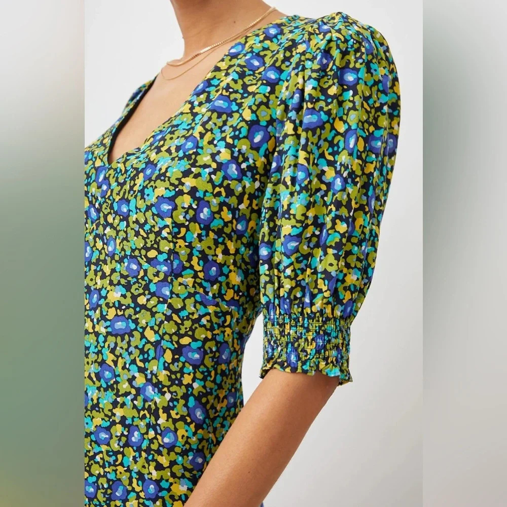 NWOT Rails Roma Mini Dress Abstract Garden Floral Green V-neck Puff Sleeves - Picture 3 of 13
